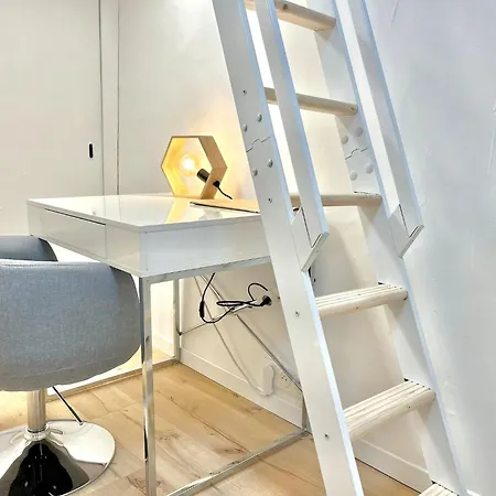 « Cosy Vieille » Refait A Neuf * Ментона